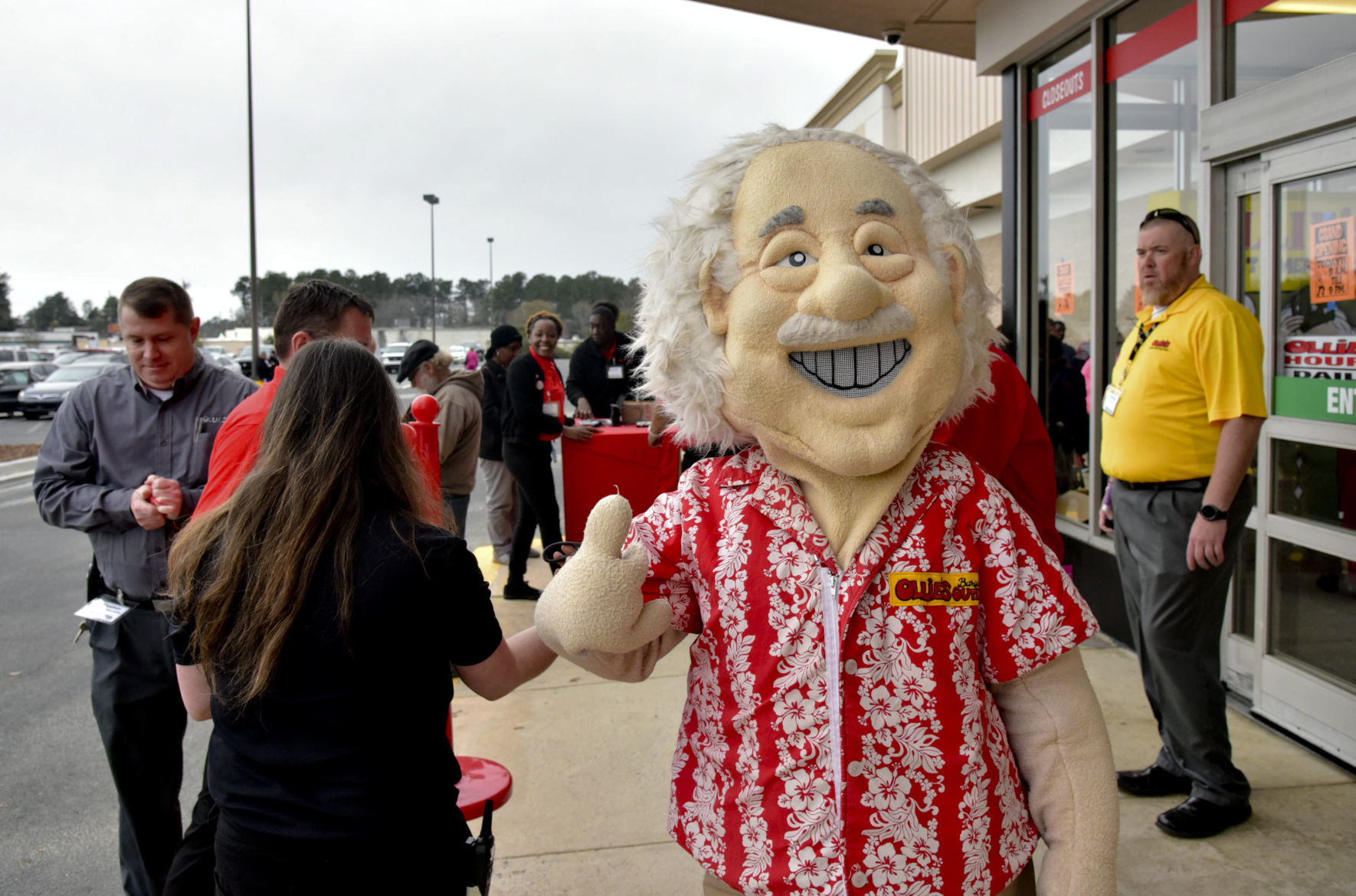 Ollie's Bargain Market Grand Opening